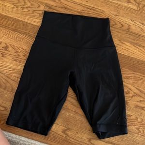 LULU biker shorts